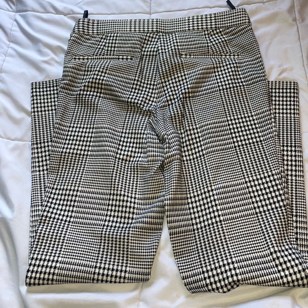 Amanda & Chelsea Houndstooth pants - Picture 2 of 8